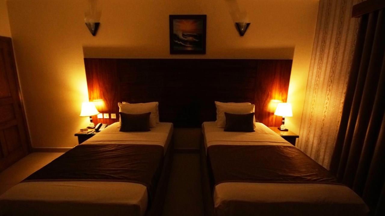 World Inn Hotel Karachi Eksteriør bilde
