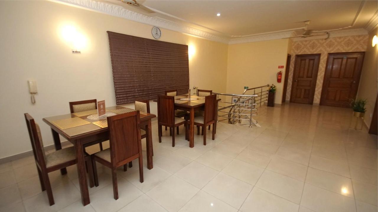 World Inn Hotel Karachi Eksteriør bilde