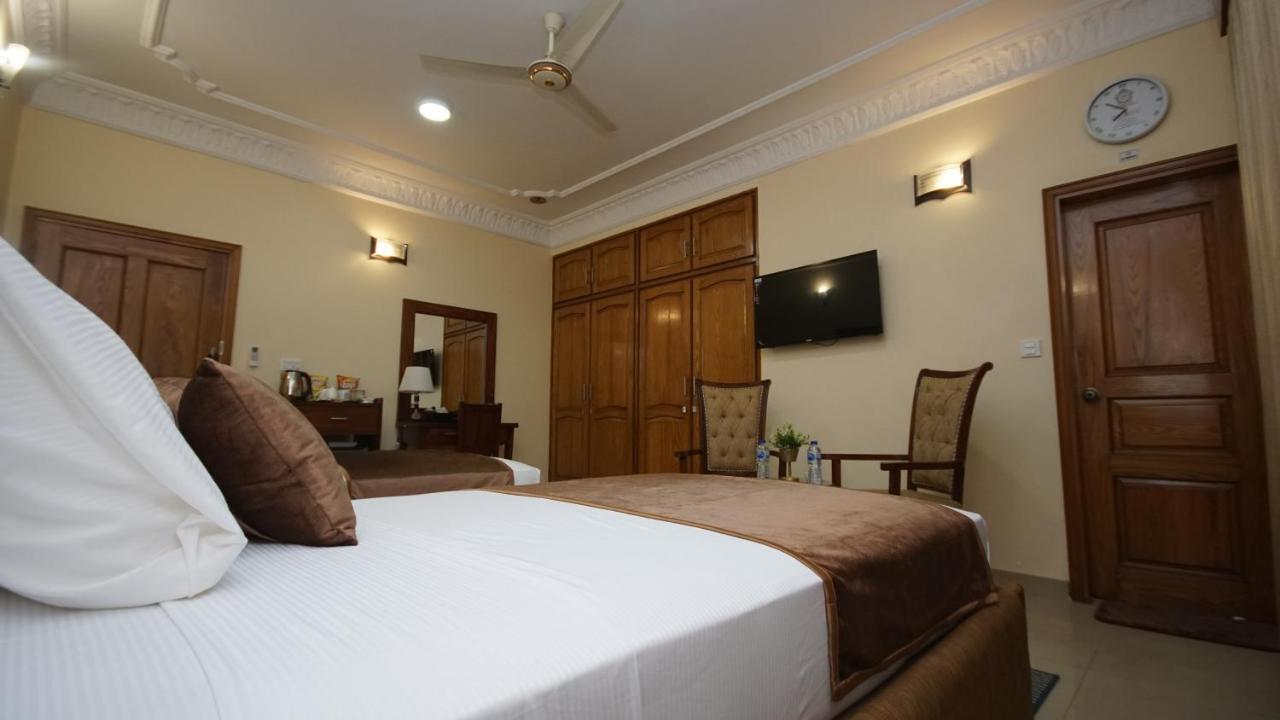 World Inn Hotel Karachi Eksteriør bilde