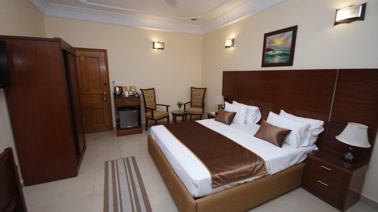World Inn Hotel Karachi Eksteriør bilde