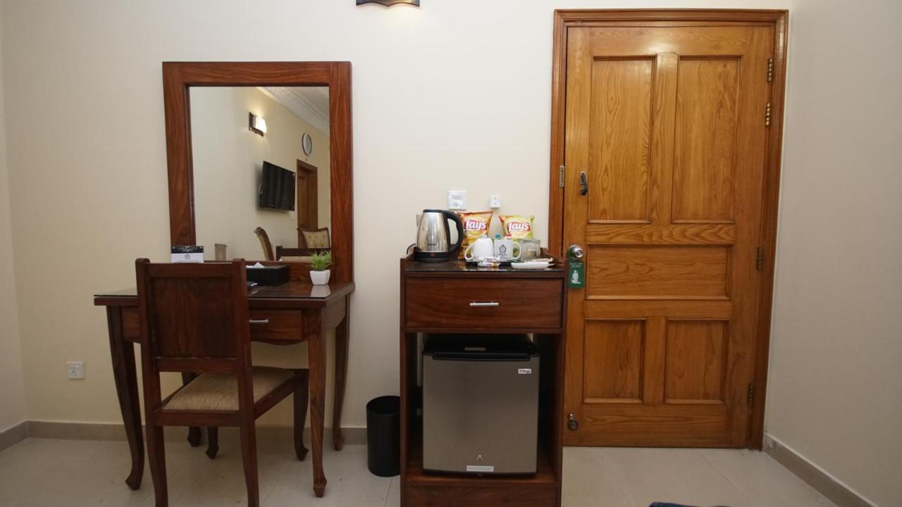 World Inn Hotel Karachi Eksteriør bilde