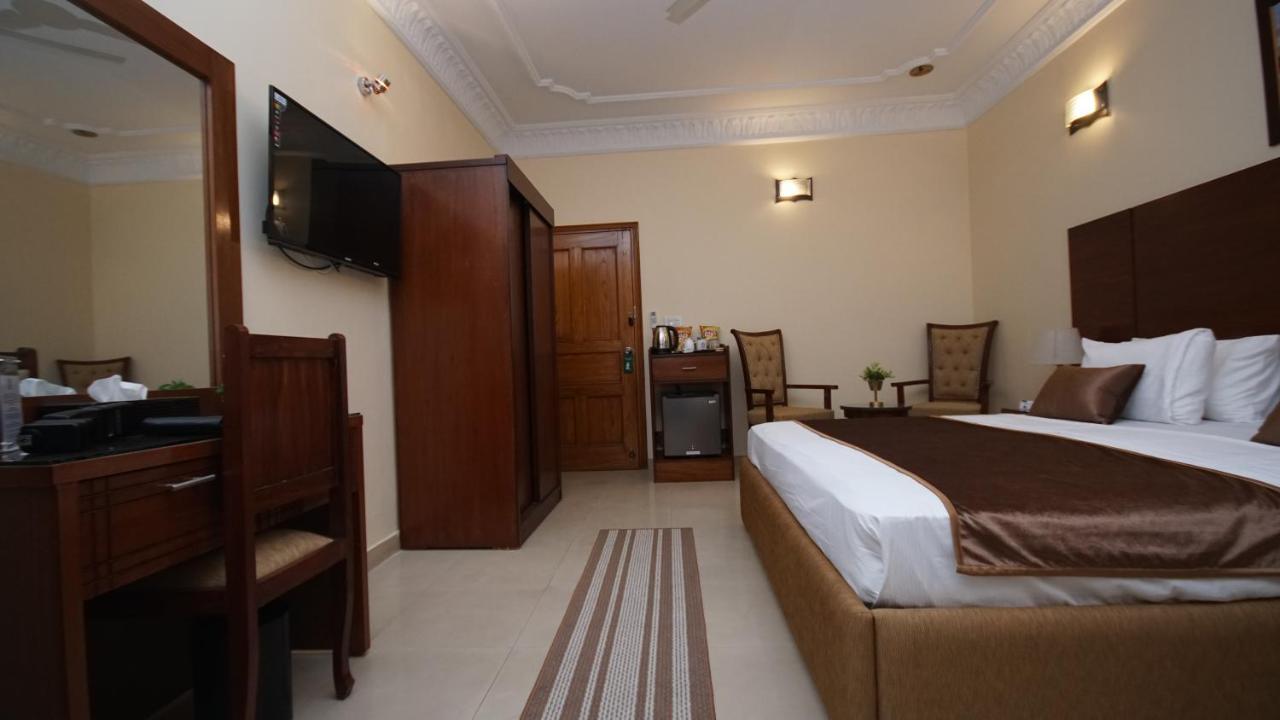 World Inn Hotel Karachi Eksteriør bilde