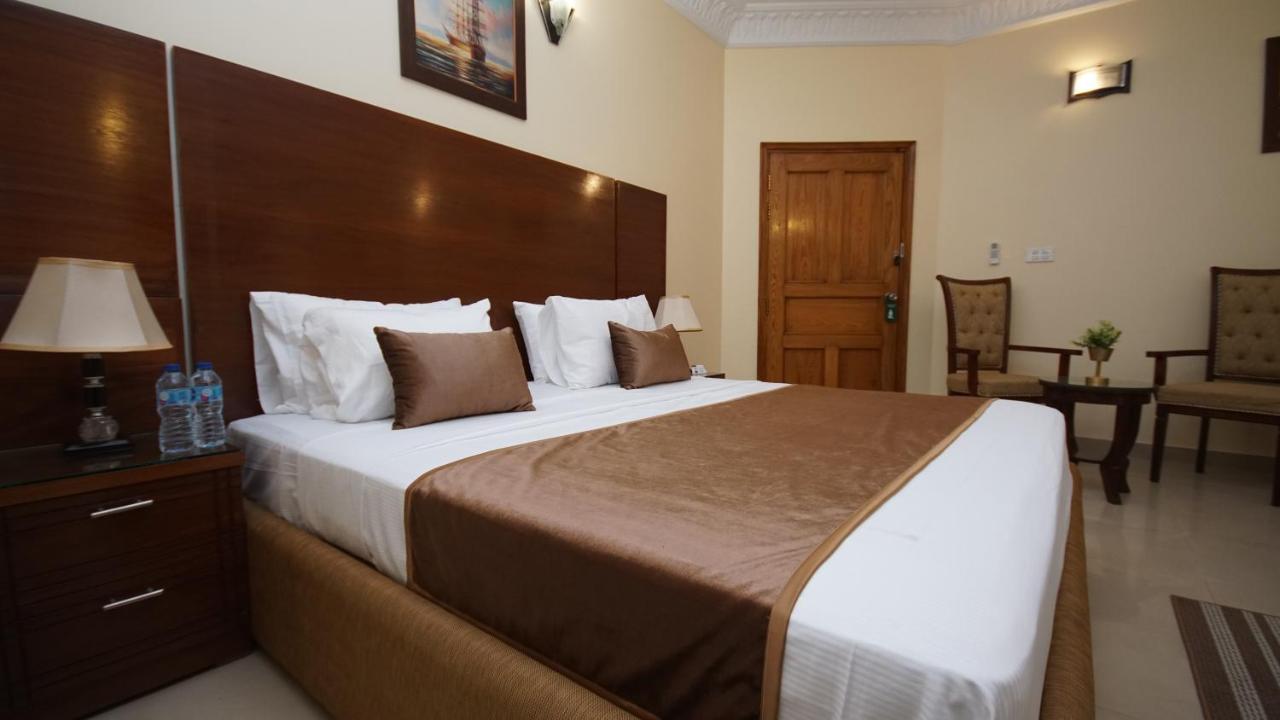 World Inn Hotel Karachi Eksteriør bilde