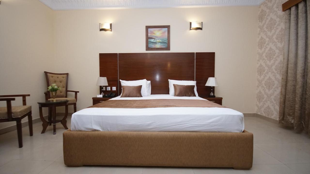 World Inn Hotel Karachi Eksteriør bilde