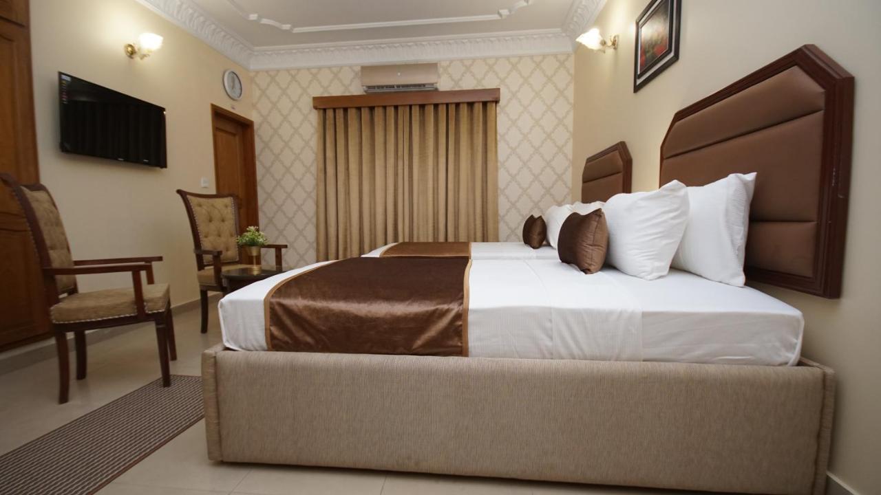 World Inn Hotel Karachi Eksteriør bilde