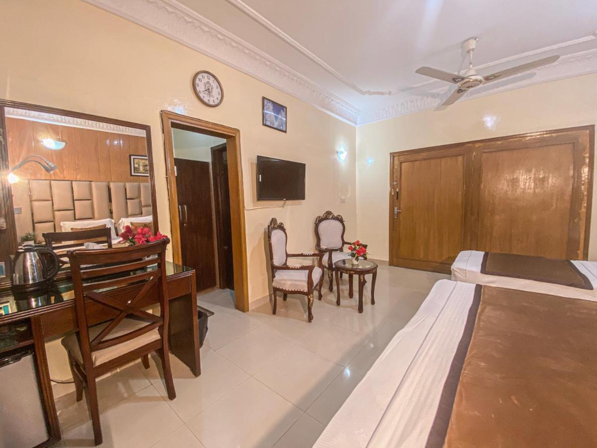 World Inn Hotel Karachi Eksteriør bilde