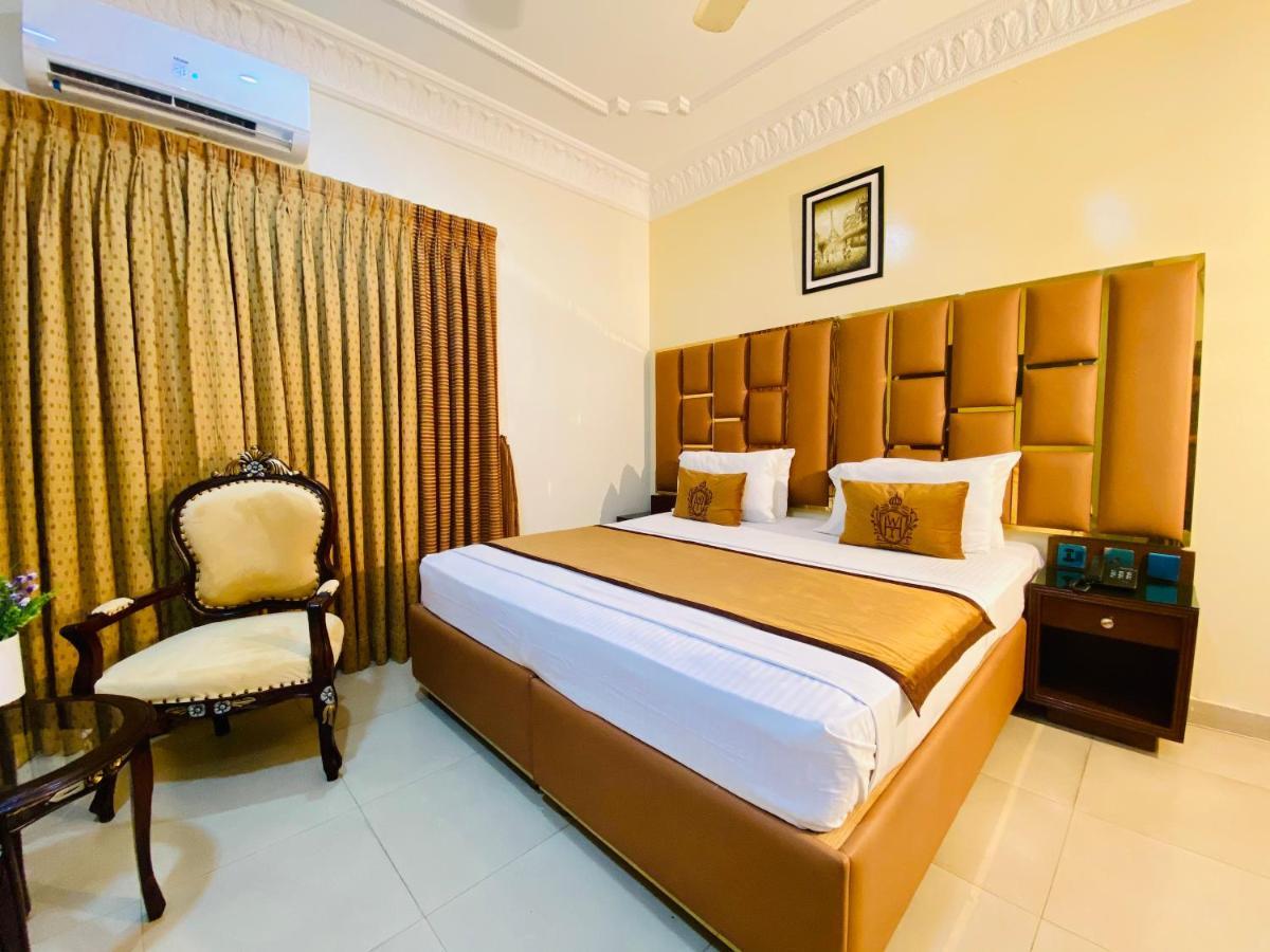 World Inn Hotel Karachi Eksteriør bilde